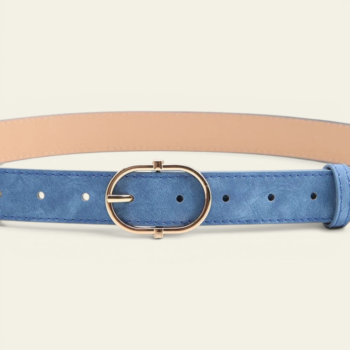 Constance - Ceinture effet daim à boucle ovale dorée