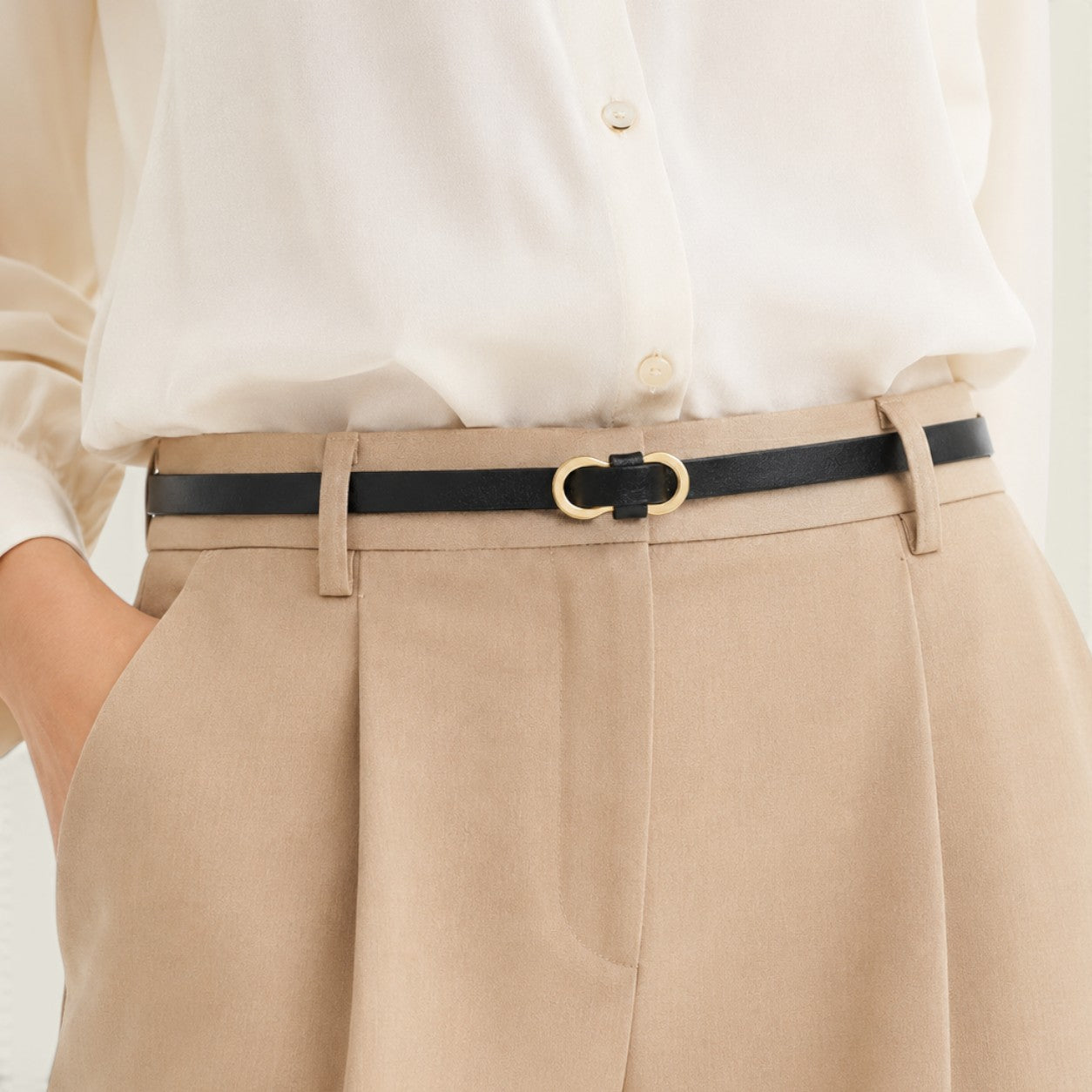 Aurore - Ceinture ultra-fine à boucle anneau doré