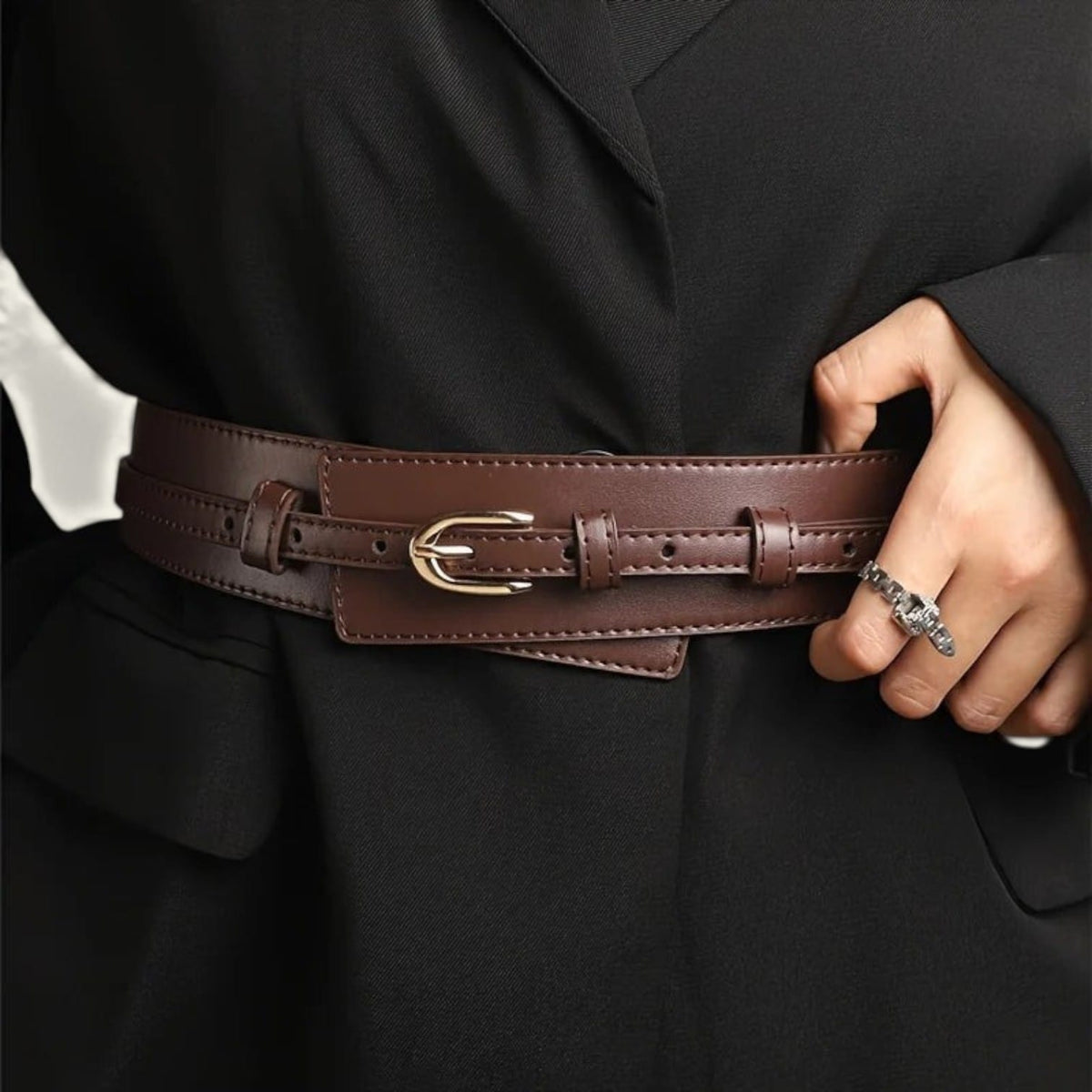 La Ceinture Pour Femme Alix - Ceinture large à fine lanière et boucle en U