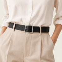 Ceinture noire femme classique à boucle carrée argentée, modèle Anaïs