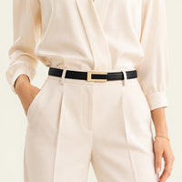 Ceinture noire femme fine en cuir à boucle dorée, modèle Apolline