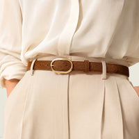 Ceinture marron clair femme en daim à boucle ovale dorée, modèle Blandine