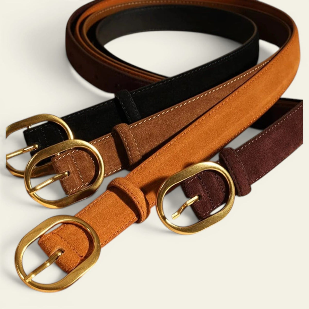 La Ceinture Pour Femme Blandine - Ceinture en daim à boucle ovale dorée