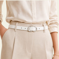Ceinture blanche femme en cuir à grande boucle ovale argentée, modèle Camille