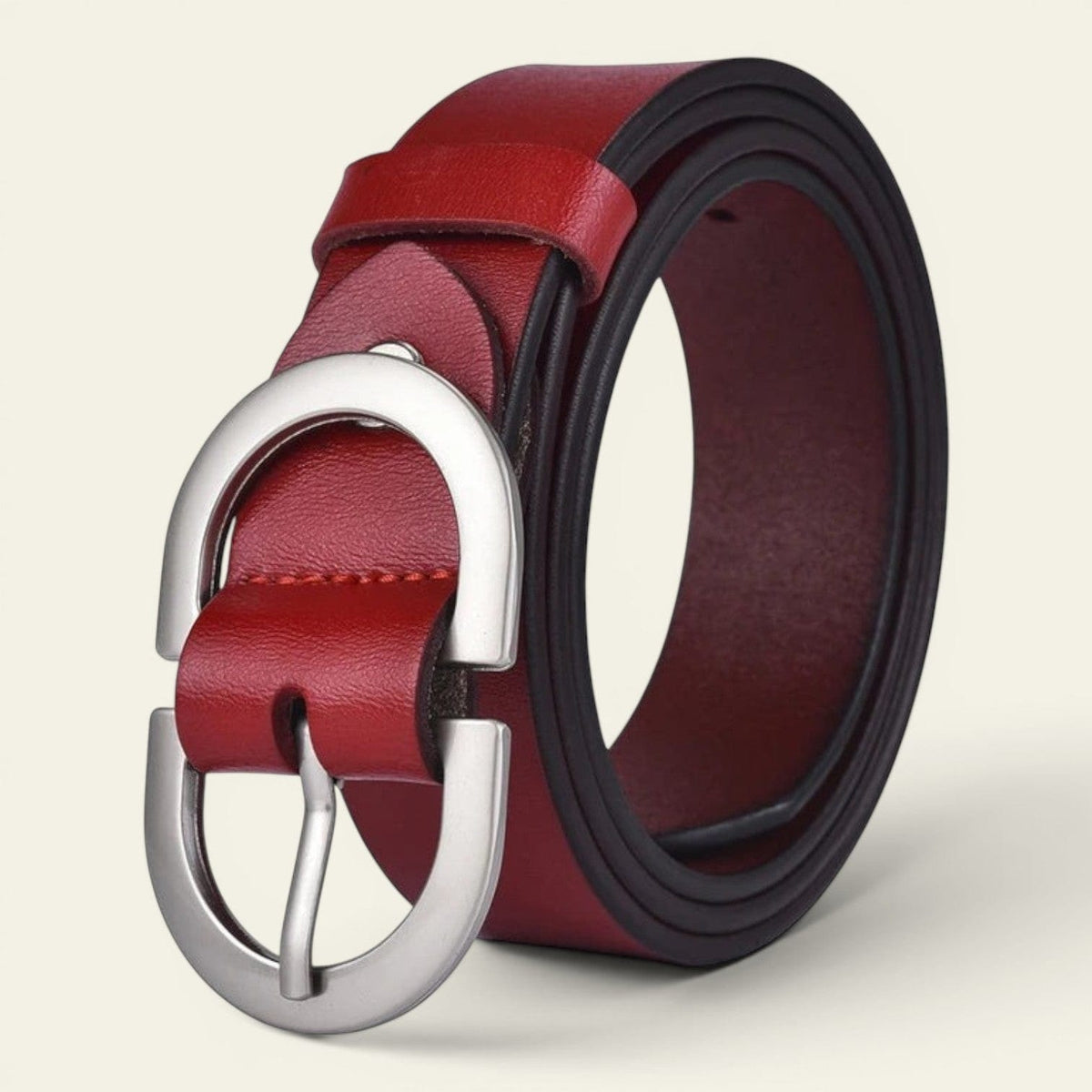 Ceinture rouge femme en cuir à grande boucle ovale argentée, modèle Camille