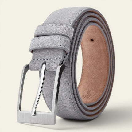 Ceinture La Ceinture Pour Femme Charlotte en daim gris avec boucle rectangulaire en métal argenté brossé