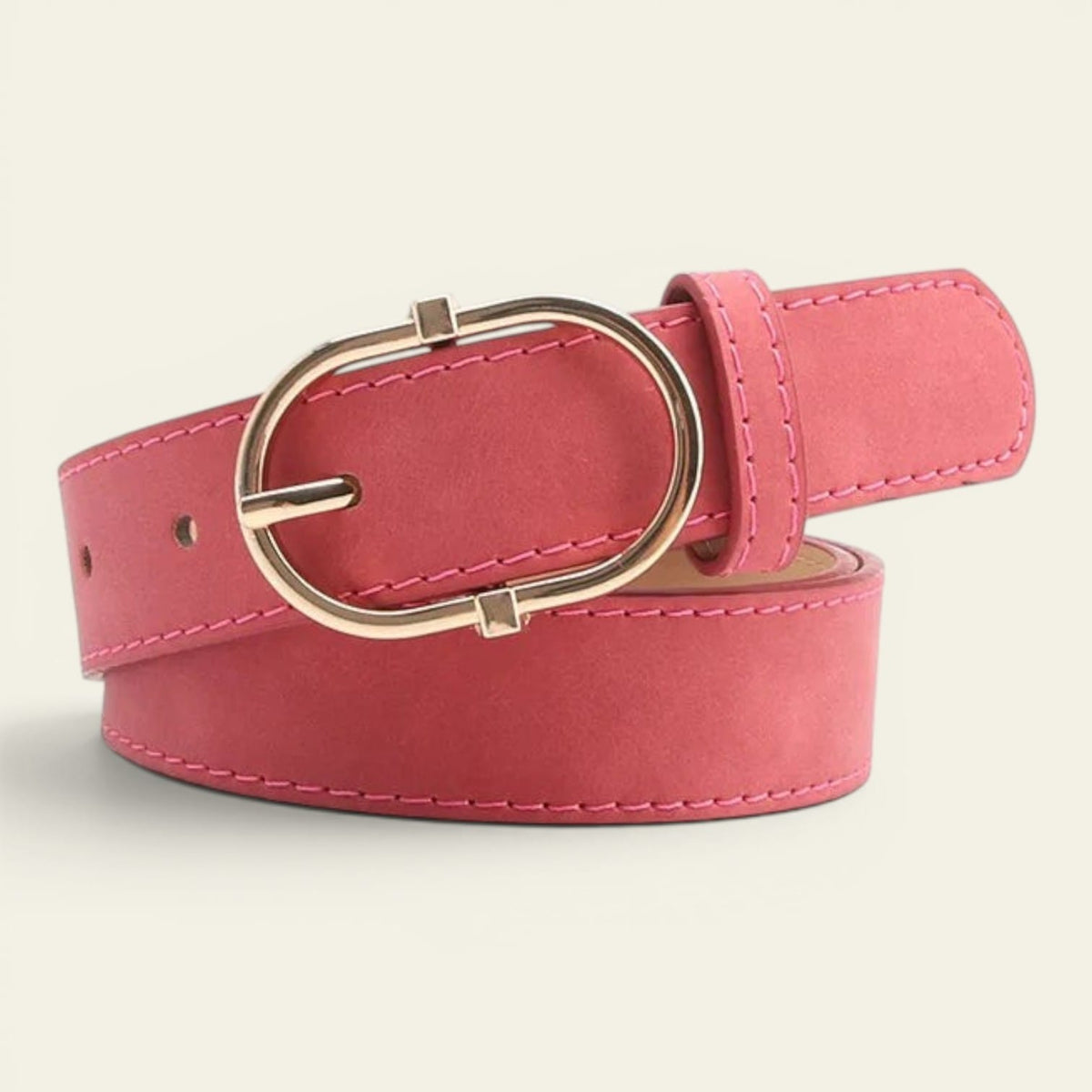 Ceinture rouge femme effet daim à boucle ovale dorée, modèle Constance