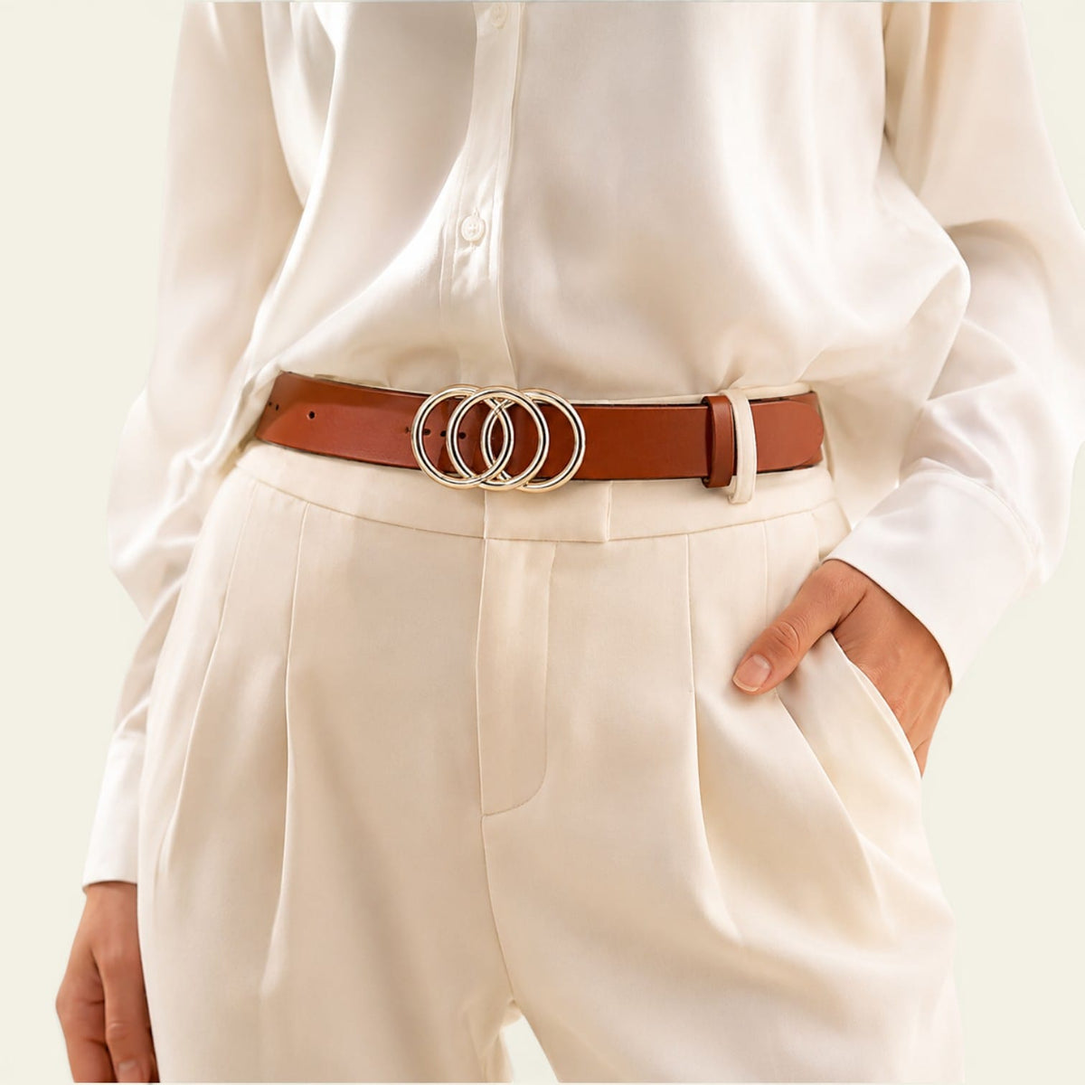 Ceinture camel femme fine à boucle trois anneaux dorés, modèle Emeline