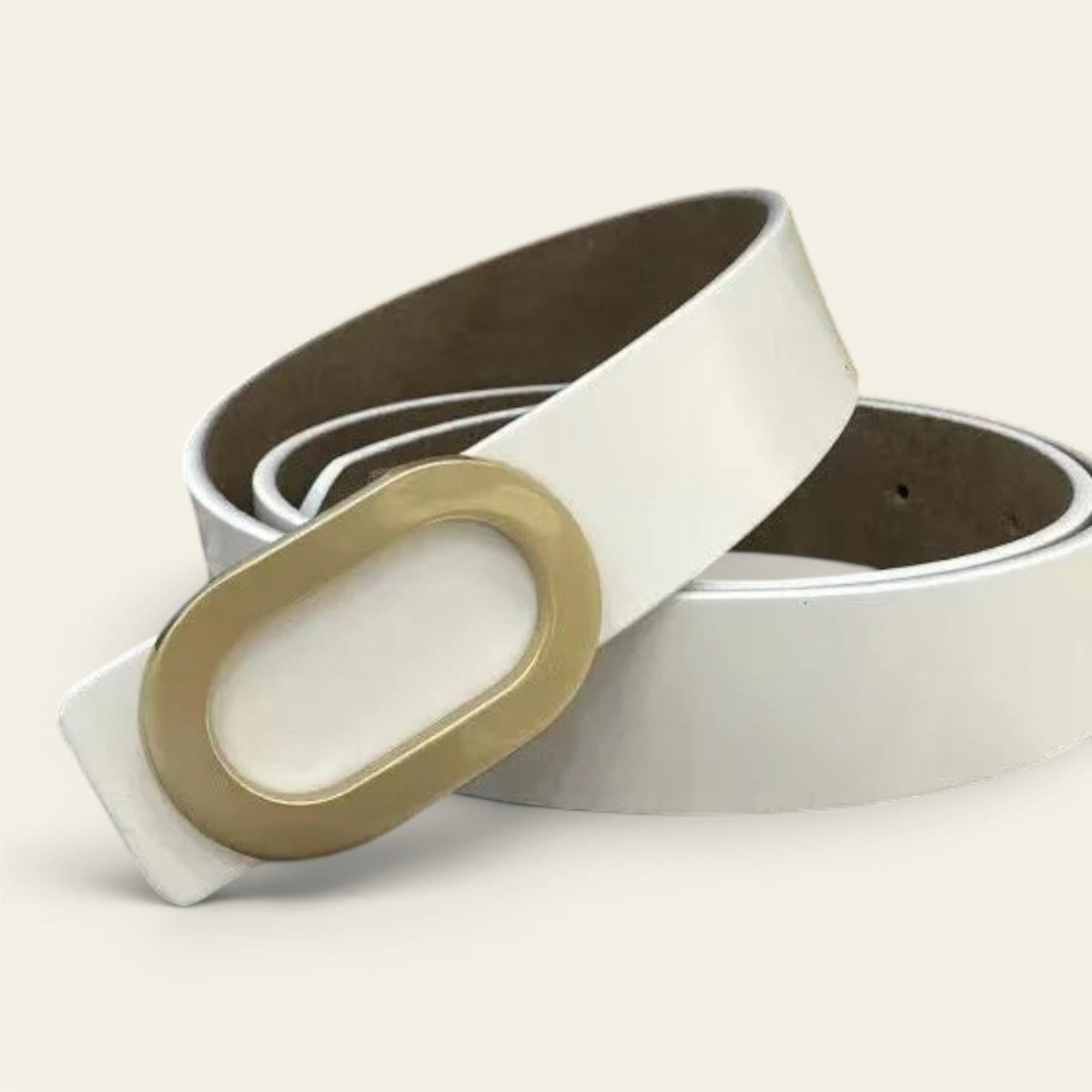 Ceinture blanche femme en cuir à boucle ovale dorée, modèle Estelle
