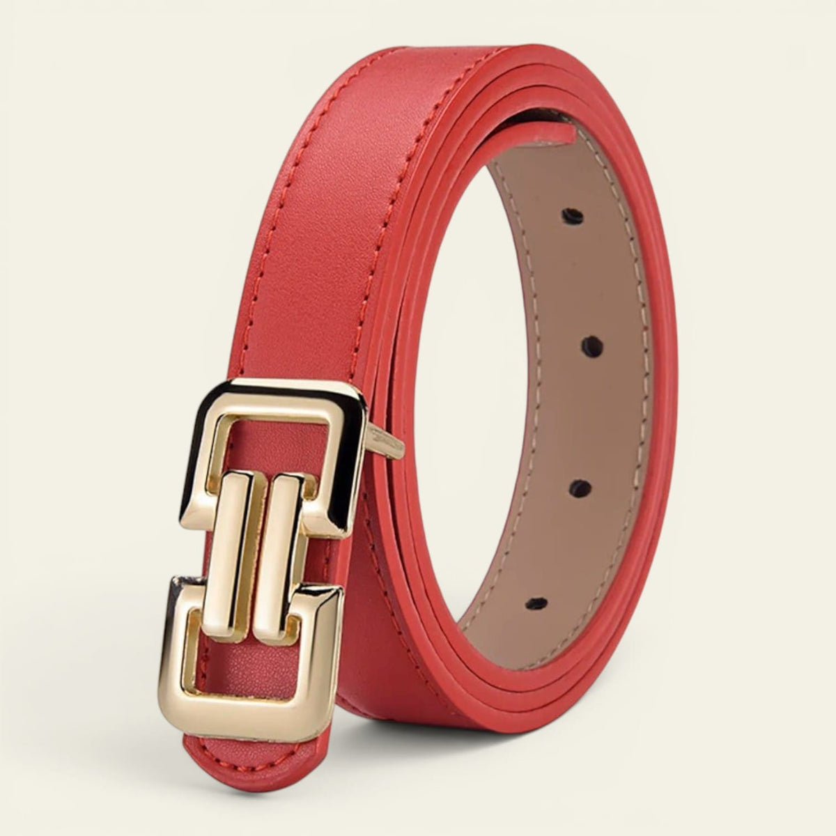 Ceinture rouge femme fine à boucle carrée dorée, modèle Margaux