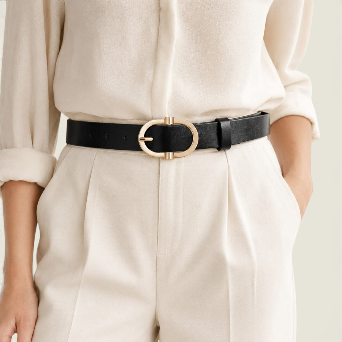 Ceinture noire femme fine à boucle ovale dorée, modèle Pauline