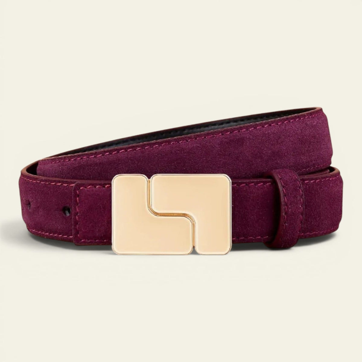 Ceinture rouge femme fine en daim à boucle plaque, modèle Sixtine