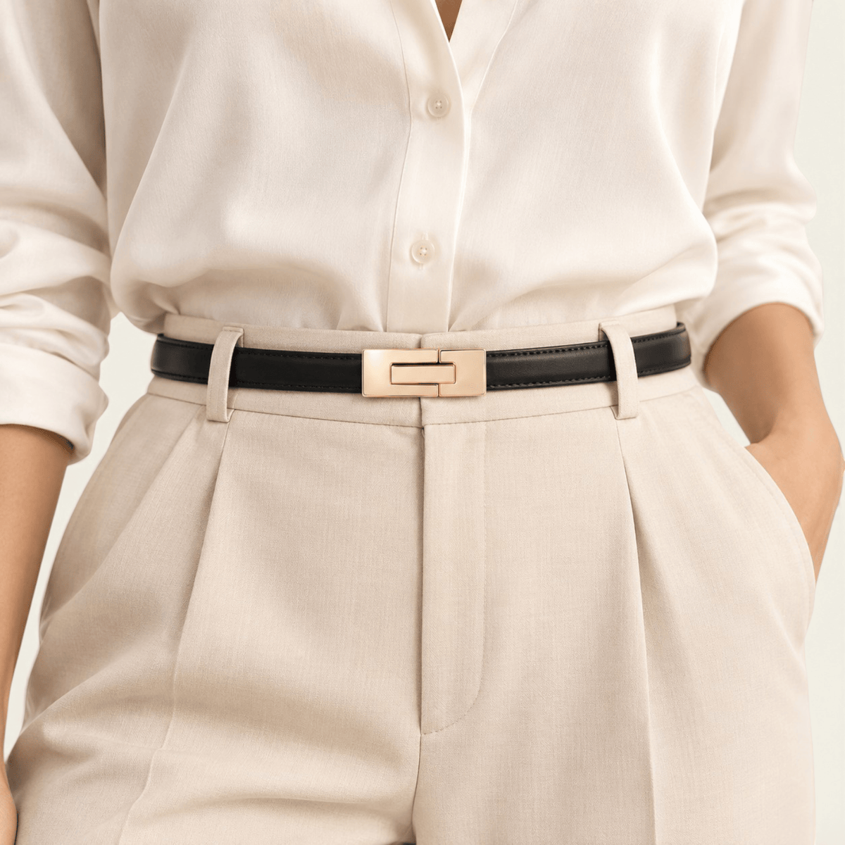 La Ceinture Pour Femme Solveig - Ceinture ultra-fine en cuir à boucle plaque dorée
